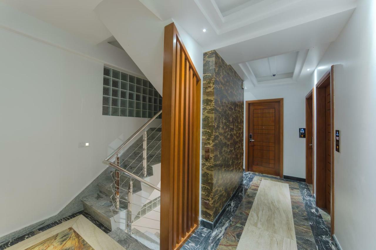 Samann Host Hotel Hulhumale Bagian luar foto