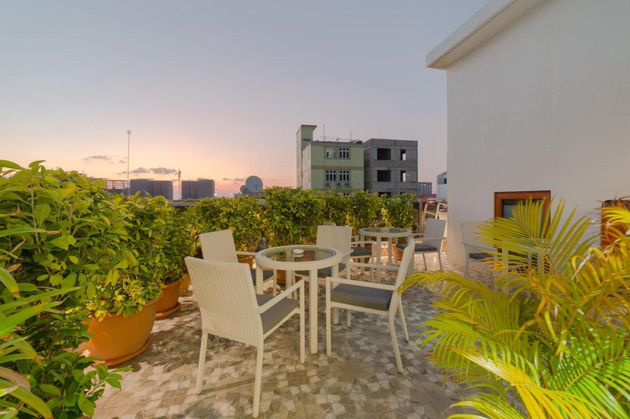 Samann Host Hotel Hulhumale Bagian luar foto