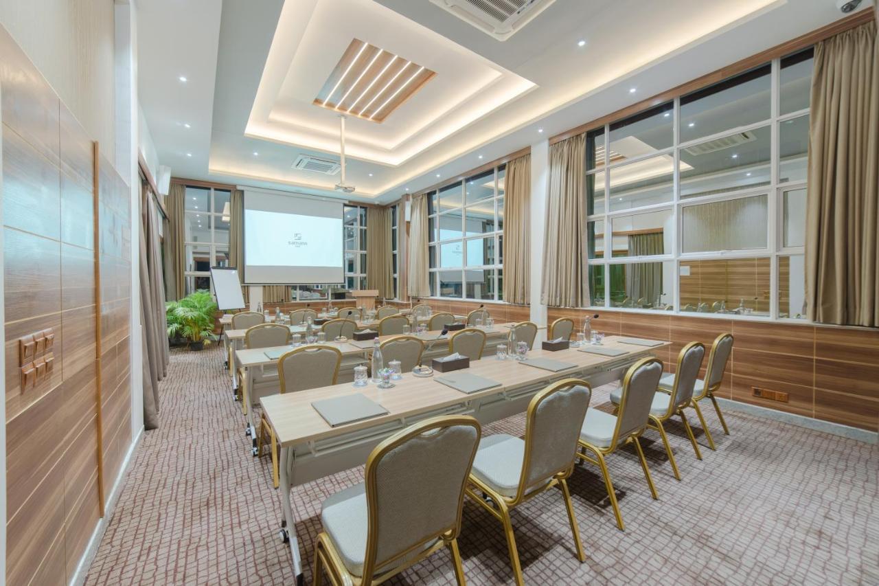 Samann Host Hotel Hulhumale Bagian luar foto